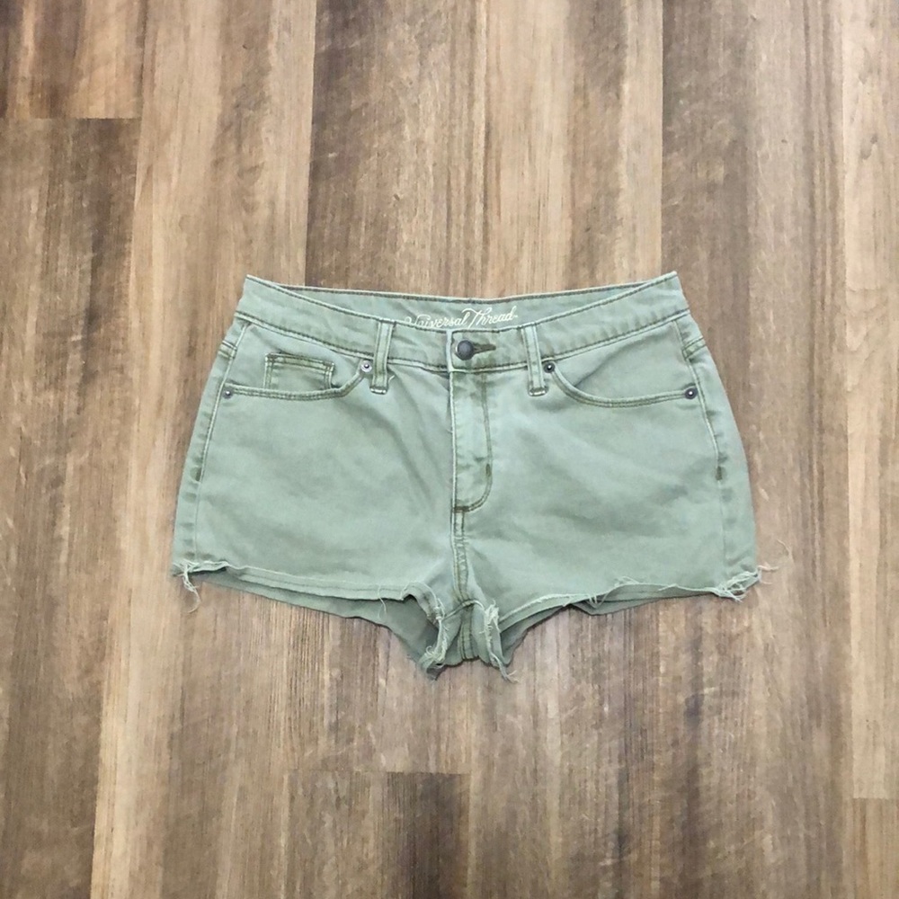 Universal Thread sage jean shorts 6/28